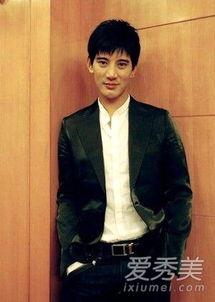 娱乐圈爆料蒲巴甲的女明星,蒲巴甲与神秘女星的浪漫邂逅